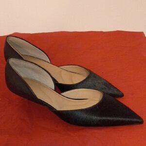 Gianni Bini Black Pointed Flats